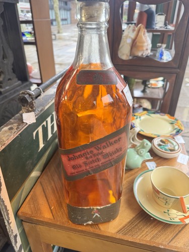 Large johnnie walker red - johnnie,