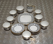 21 piece black porcelain set