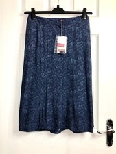 Brand New Comptoir Des