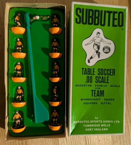 Subbuteo heavyweight ref - , 77