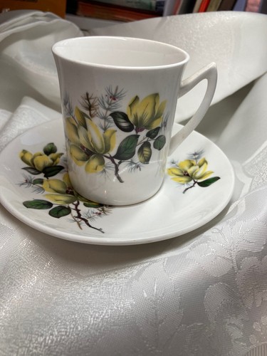 Vintage cups saucers trio s - vintage, trio's