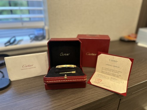 Cartier love bangle - cartier,