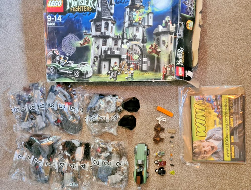 Lego monster fighters vampire - monster,