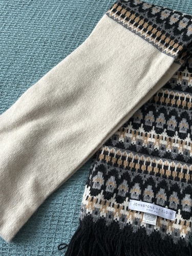 Vintage merino scarf - scarf, johnstons