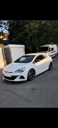 Astra vxr breaking - j,