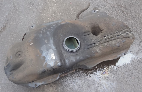 Toyota yaris mk1 fuel tank - yaris,