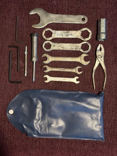 Yamaha rd500 genuine - genuine, tool