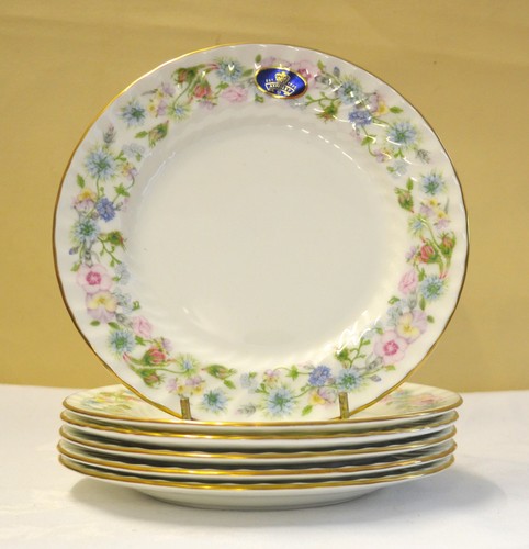 Aynsley wild tudor - tudor, side