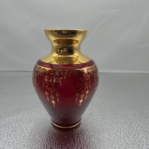 Vtg small ruby - ruby, vase