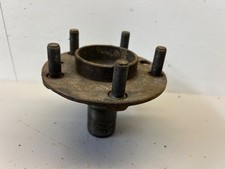 Jaguar XJ8 XJ6 XJ X300 X308 Rear Wheel Hub CCC29145