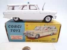 VINTAGE CORGI TOYS 419 FORD ZEPHYR POLICE MOTORWAY PATROL IN ORIGINAL BOX 1960