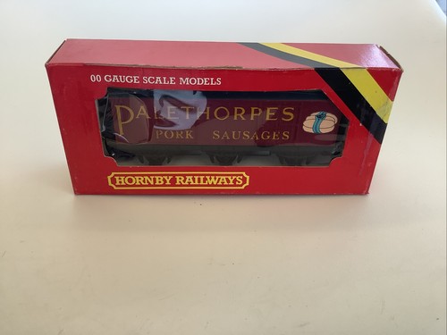 Hornby r670 palethorpes pork - hornby,