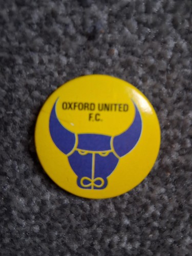 Oxford united 1980s pin - oxford,