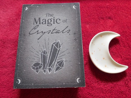 Wiccan the magic crystals - magic, of