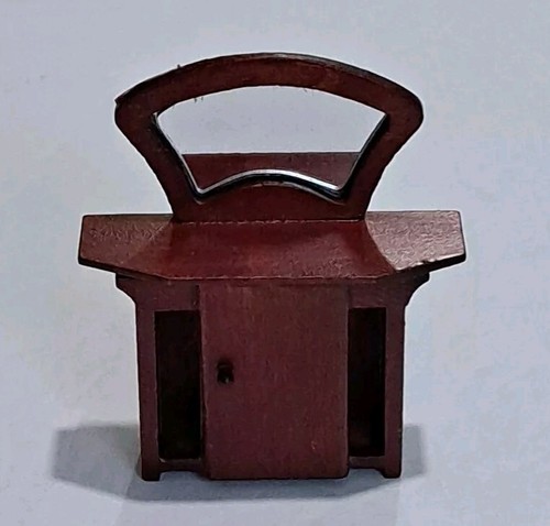 Vtg miniature dollhouse - vtg,