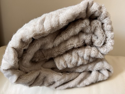 Natural basset embossed faux - embossed,