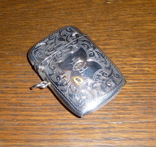 Antique solid silver vesta - solid,
