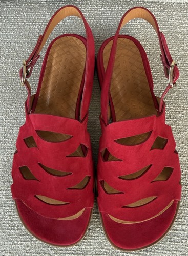 Chie mihara red suede cutout - suede,