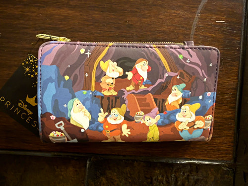Loungefly disney snow white - loungefly,