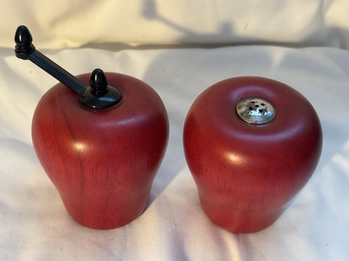 Apple salt pepper - pepper, grinder