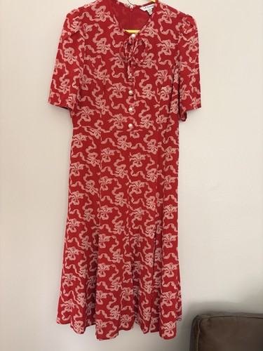Bennett women s - l.k.,