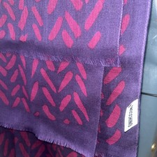 Ladies Genuine Moschino purple 100% wool Wool Scarf.
