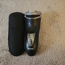 Philips HQ8260 electric shaver