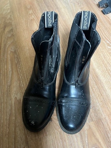 Brogini black leather jodhpur