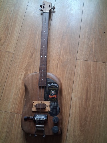 Free string electric - , bass