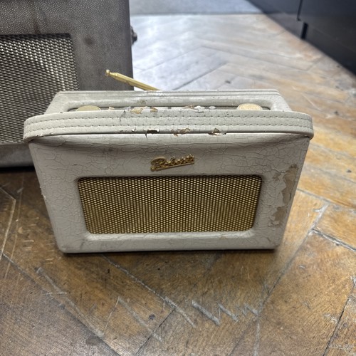 Roberts and bush dab - bush, radio