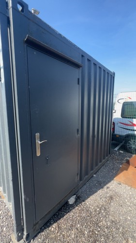 Portable toilet block 13ft x - block,