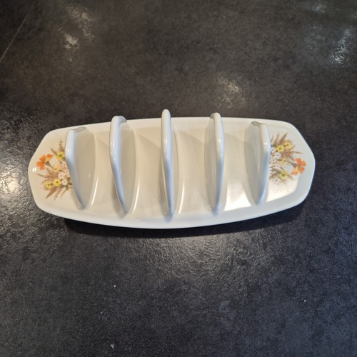 Field flowers toast - toast, rack