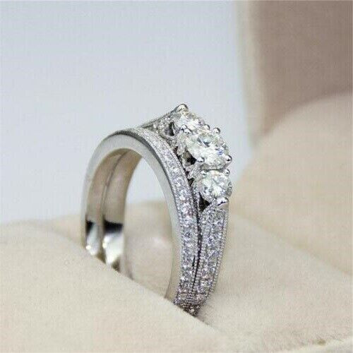 Three diamond 30ct round cut - 3.30ct,