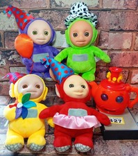 Teletubbies Party Set Soft Toys Plush Tinky Winky Dipsy Lala & Po & Teapot 