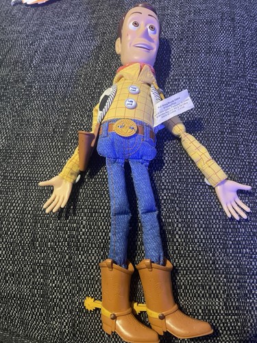 Toy story pull - string, woody