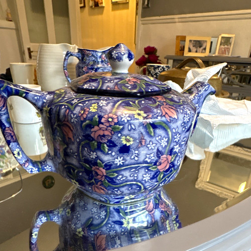 Ringtons floral chintz - floral,