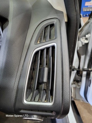 Ford focus mk3 air vent - ford,