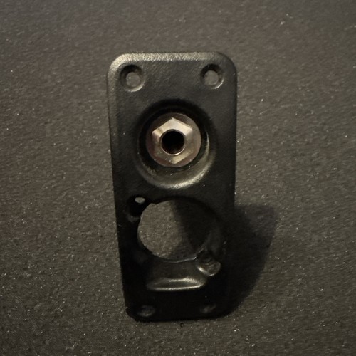 Line variax 700 - variax, socket