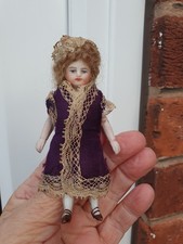 ANTIQUE  ALL BISQUE FRENCH MIGNONETTE / A/O.