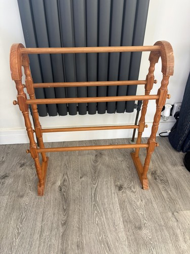 Vintage wooden towel rail - rail,