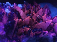 KB: WOW!! SW FL. RED CALCITE XLS. W/ FL. WHITE ARAGONITE, OPHIR MINE, UTAH, USA