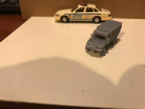 160 scale 90s landrover - 1/160,