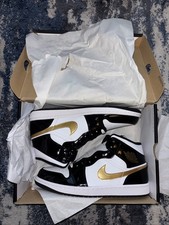 Air Jordan 1 Mid SE Patent