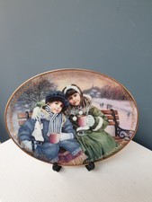  Bradford Exchange 1997 Sisters Share A Special Warmth Oval Decorative Plate 