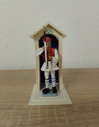 Aohna figures euzones 32 - aohna,