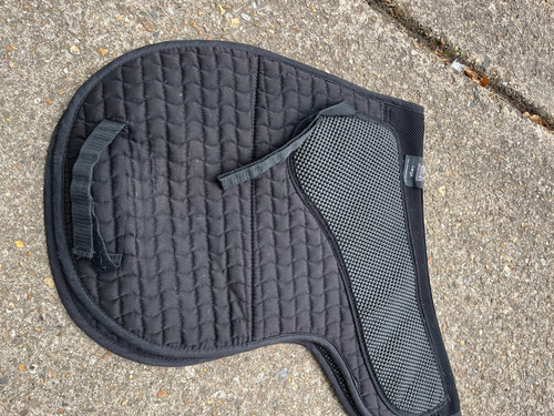 Shires black numnah - size, large