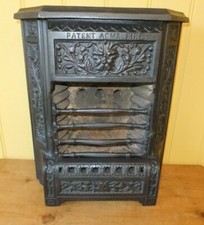 SMALL VINTAGE CAST IRON GAS FIRE