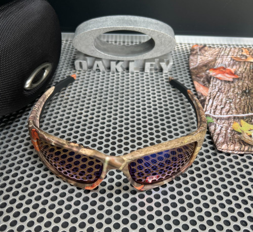 Oakley new valve woodland - oakley,