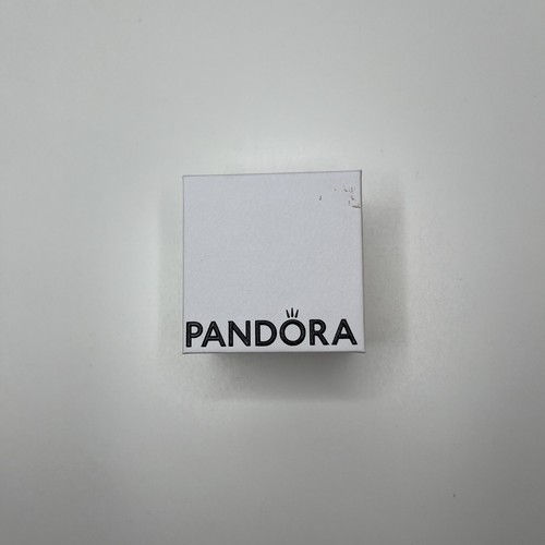 Pandora empty white jewellery - white,