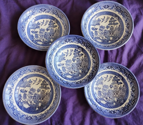 Churchill willow bowls - x,